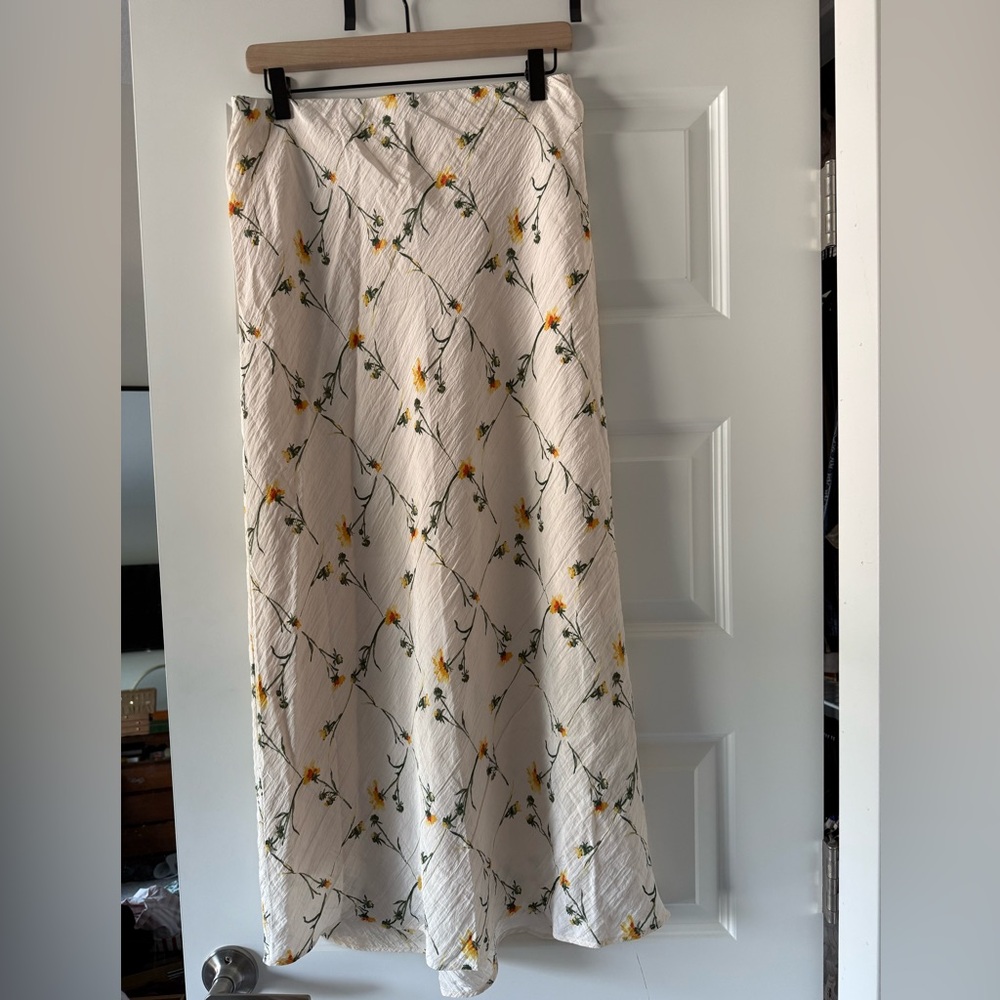 Floral Print Maxi Skirt